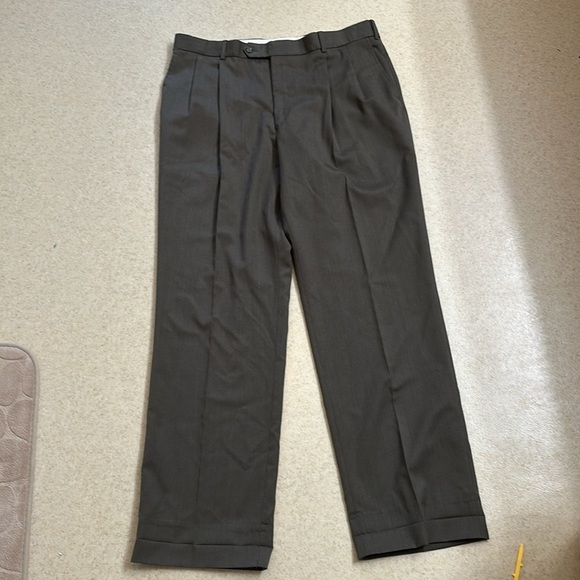 NWT state•ment dress slacks. Means size 38W 32L - Picture 4 of 7